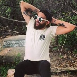 Meet your Posher, Christopher